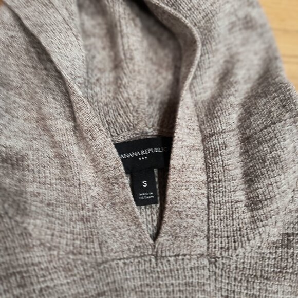 BUNDLE - Banana Republic Men's Textured Knit Tundra Hoodies (2 Pack) - Size S - Picture 6 of 9